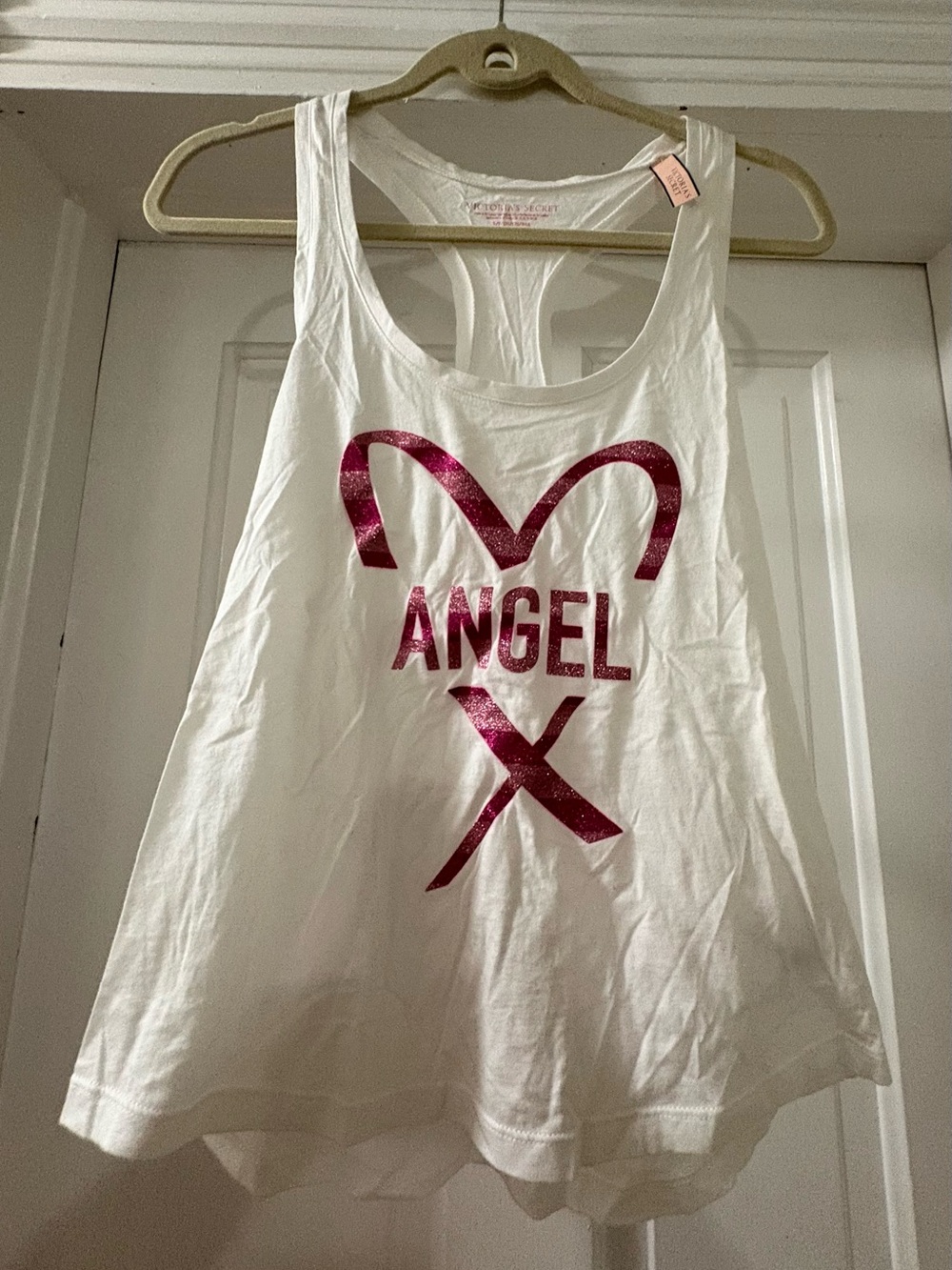 Victoria's Secret Women’s White and Pink Tank Top Size Small NWT